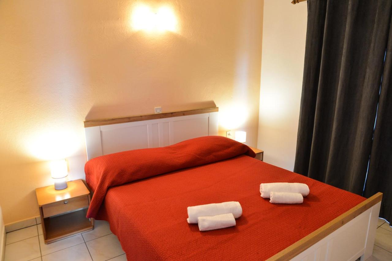 Apartments Lonic Kukljica Kültér fotó