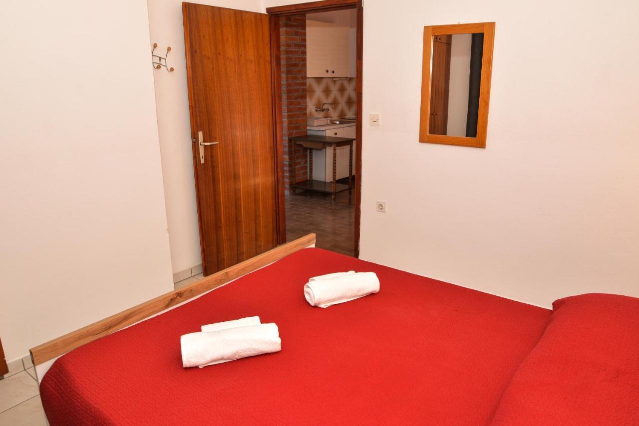 Apartments Lonic Kukljica Kültér fotó
